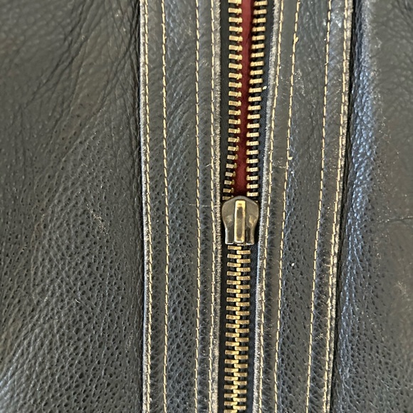 Beautiful preowned genuine leather Marc New York jacket size M. - Picture 5 of 5